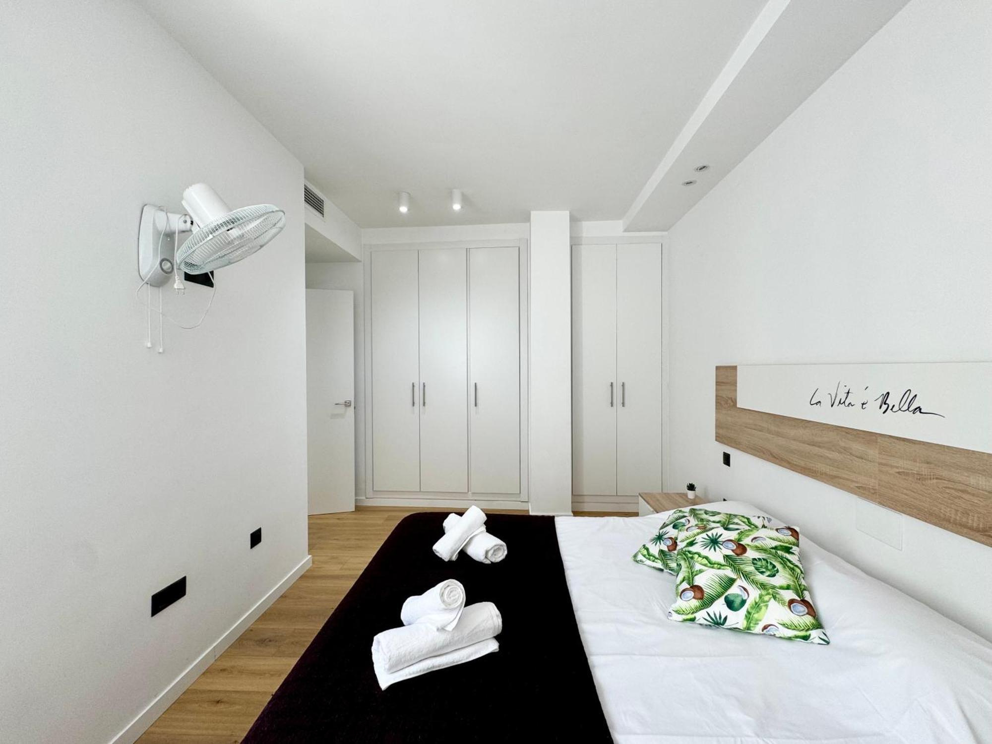 Apartamento Sweet Capuchinos มาลากา ภายนอก รูปภาพ