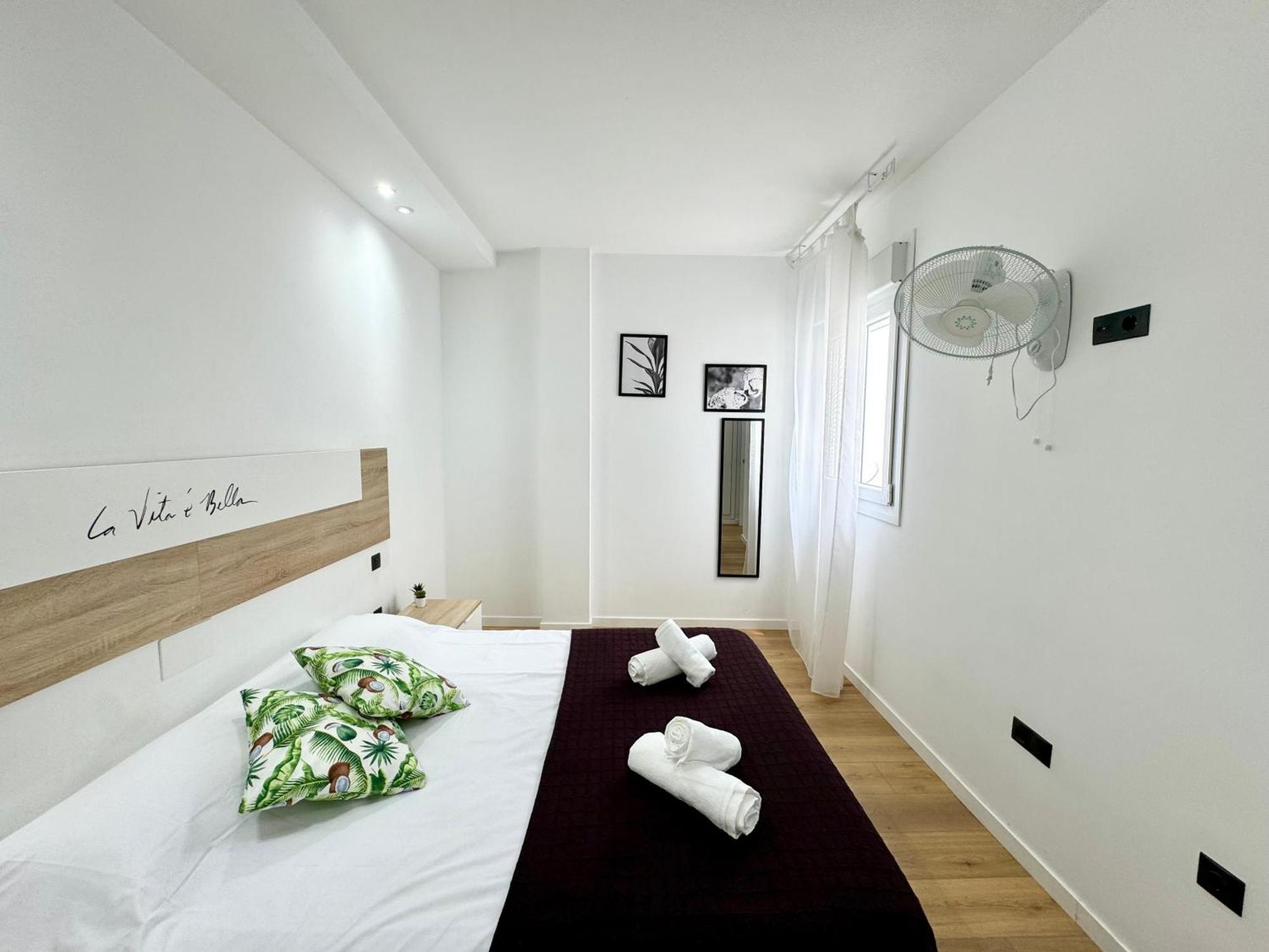 Apartamento Sweet Capuchinos มาลากา ภายนอก รูปภาพ